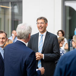 Eröffnung Mamas Cafe / Erzdiözese Wien/ Schönlaub, Stephan Schönlaub